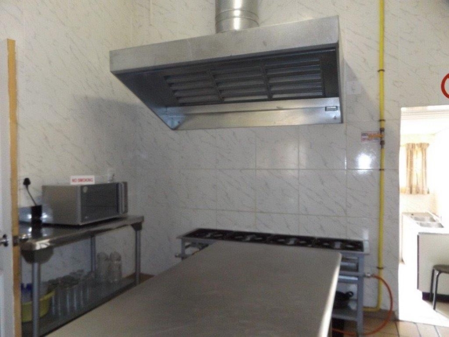 Commercial Property for Sale in Lake Deneysville Free State